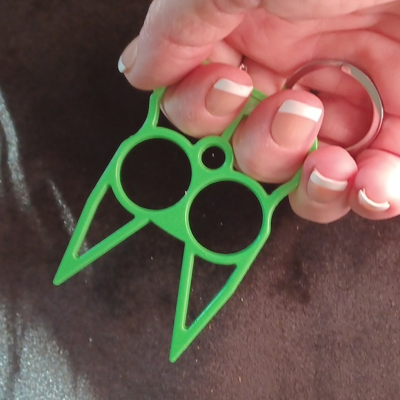Safety kittypup keychain GREEN - Picture 3 of 4